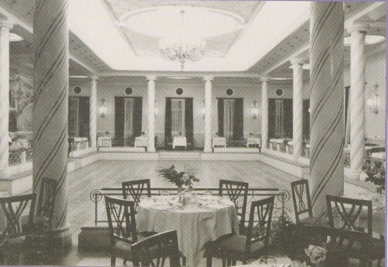 Ballroom at Lerida Palace Hotel